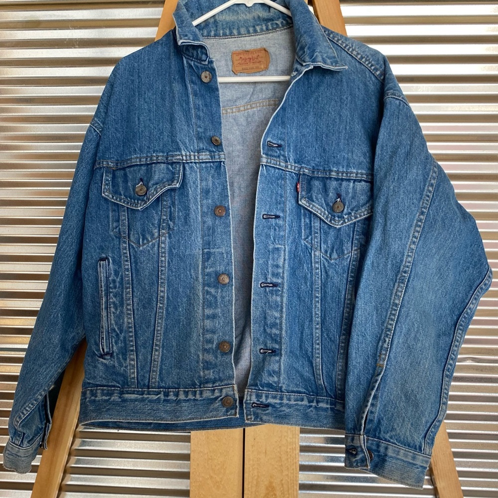 1980s VINTAGE TRUCKER LEVI JACKET